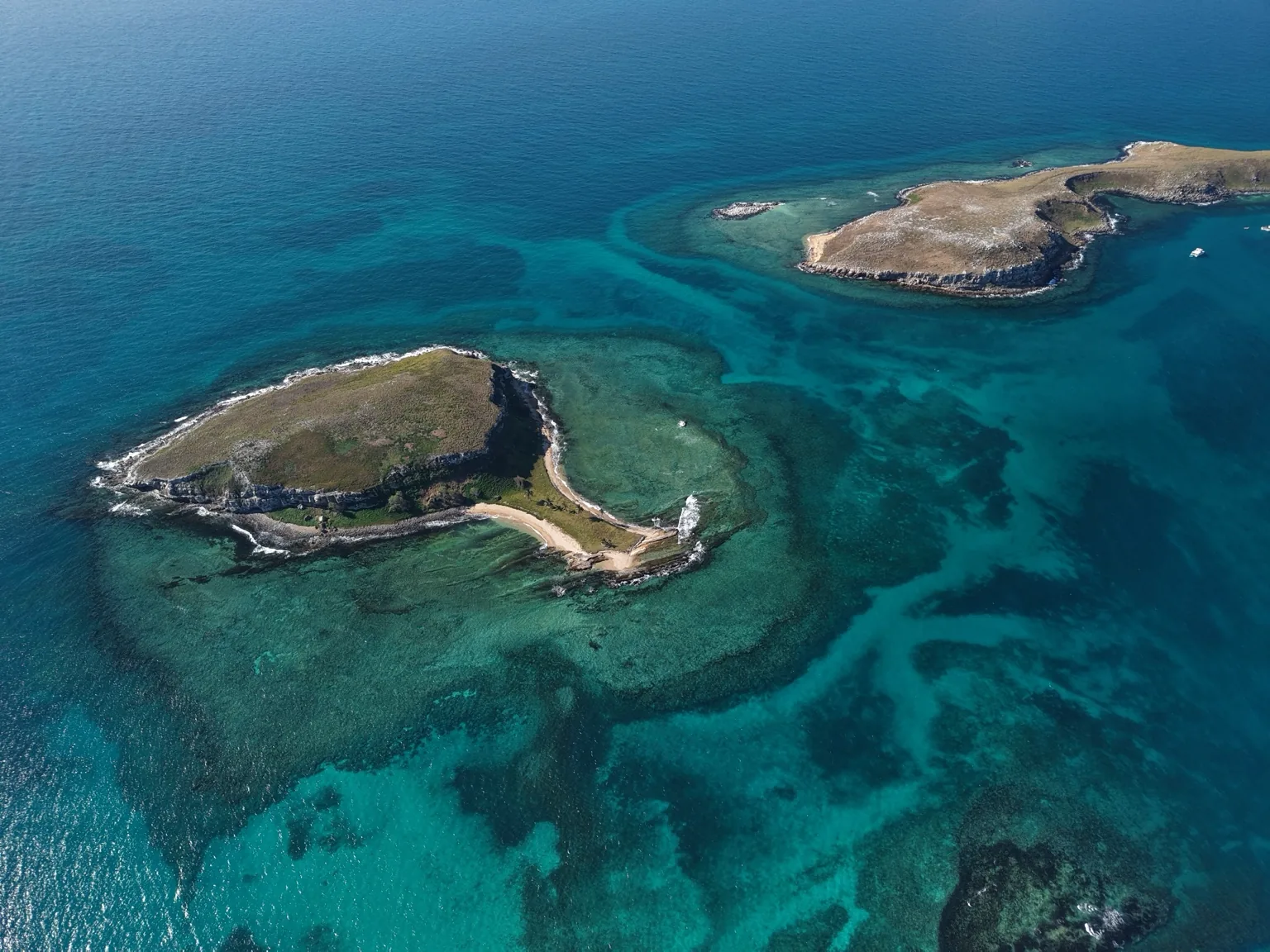 Arquipélago de Abrolhos visto do alto